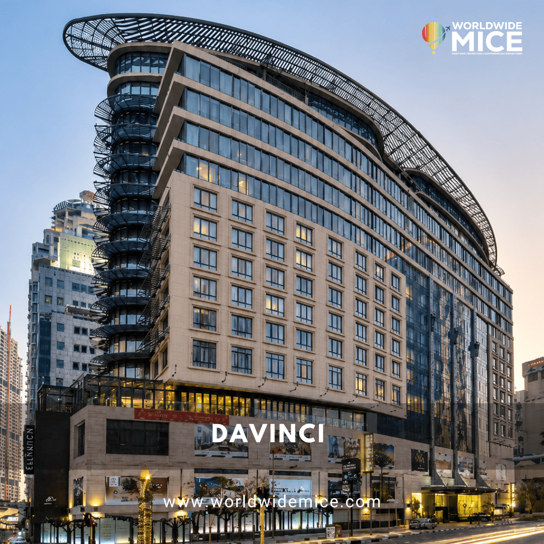 The Da Vinci Hotel on Nelson Mandela Square
